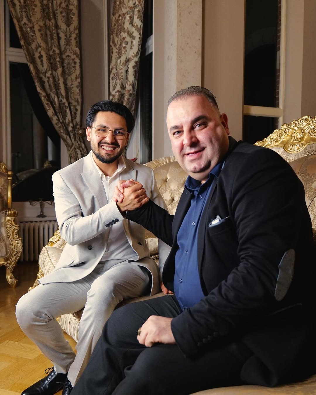 Salar Azimi in zijn kasteel